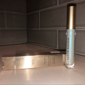 BNIB $30 KEVYN AUCOIN TOP COAT in cyber sky